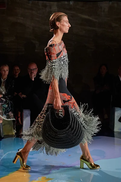 Look 38